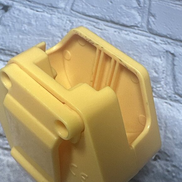 McDonald's Happy Meal Toy 2020 Beyblade Burst #4 Free & Fafnir - Picture 6 of 8